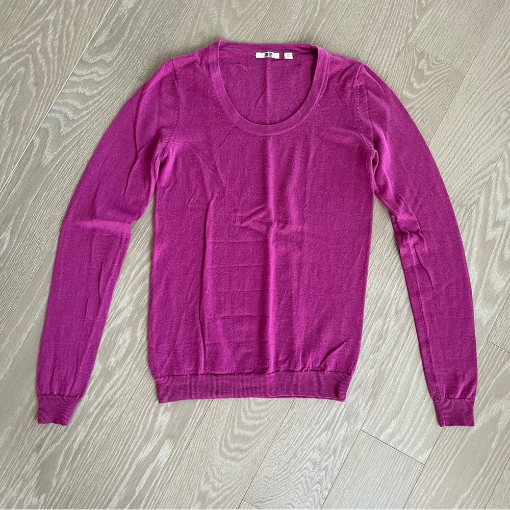 Uniqlo Extra Fine Merino Crew Neck Long-Sleeve Sweater - Fuschia XS